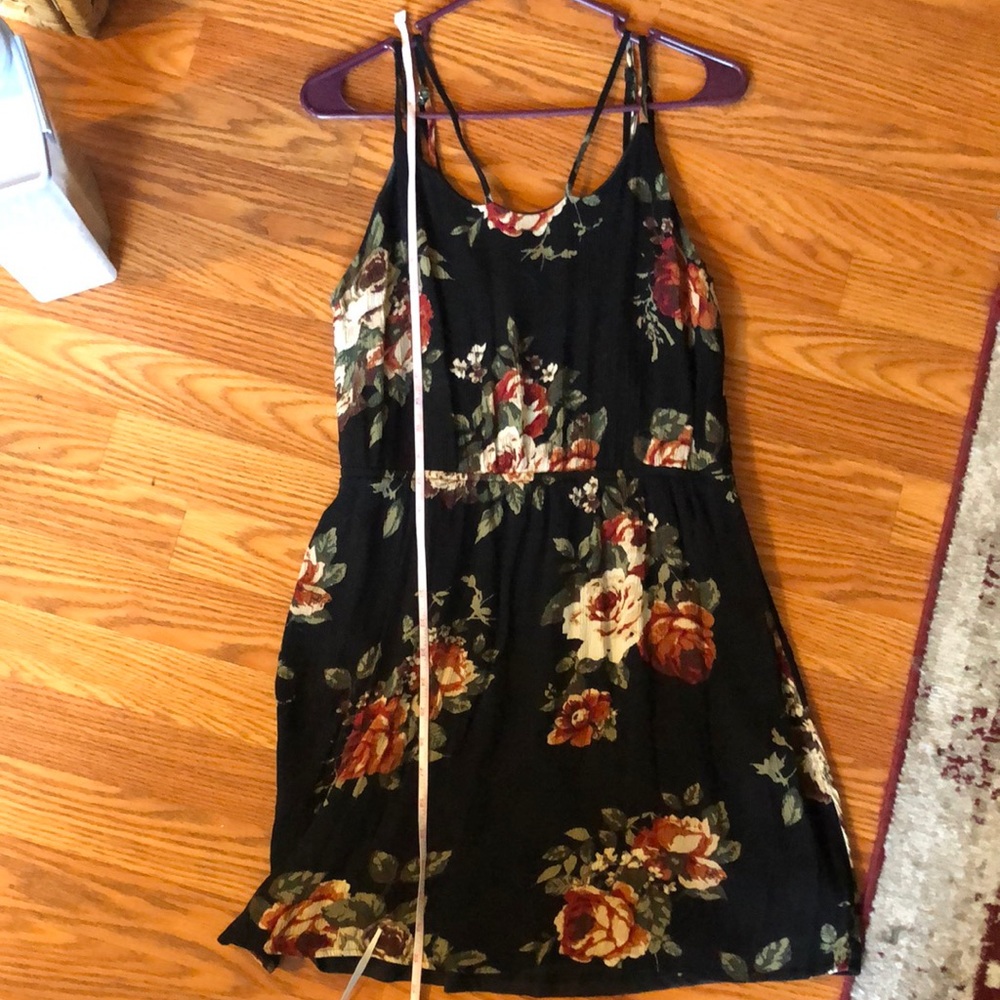 Size large black floral sundress